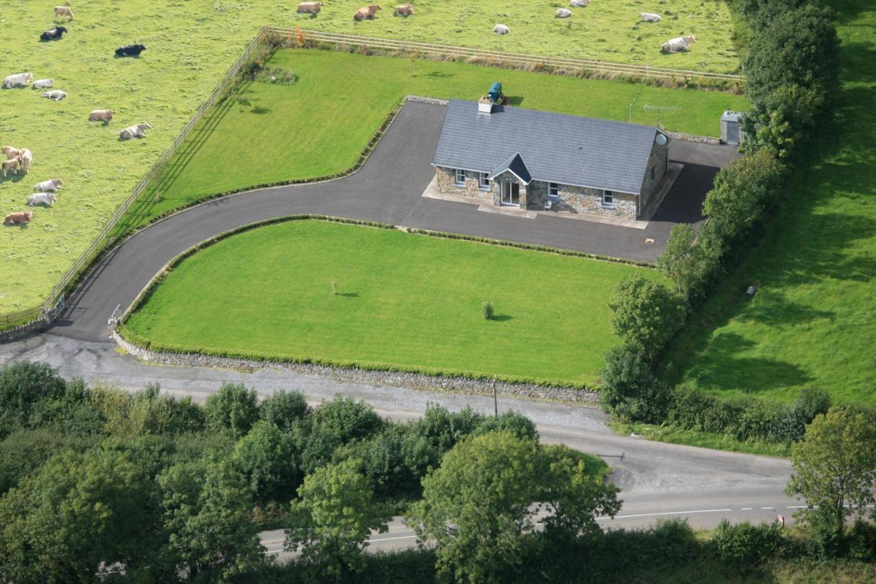 Inviting 4-Bed House In Strokestown Villa Kültér fotó